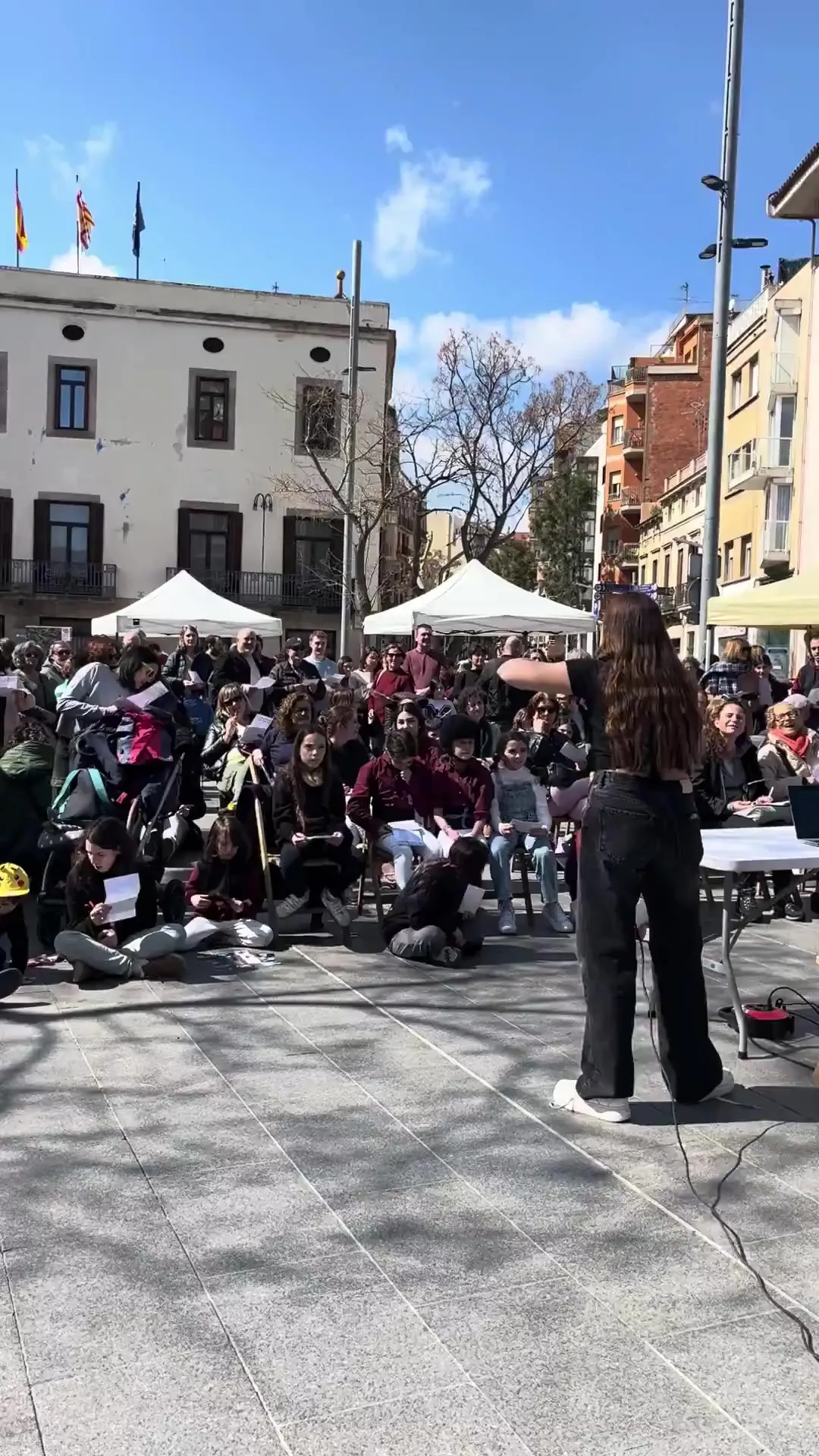 Fotograma inicial de Acte públic de la jornada solidària